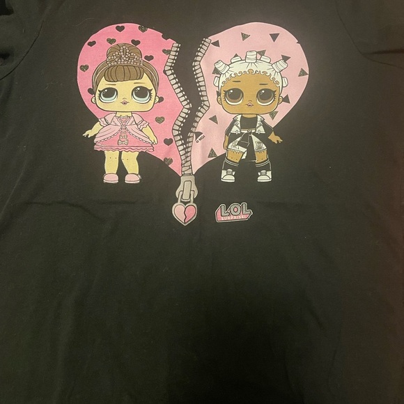 Black LOL Surprise T-Shirt with Pink Heart Design - Picture 1 of 3